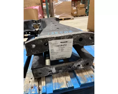 PETERBILT 387 Crossmember