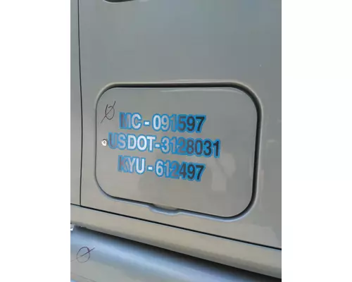 PETERBILT 387 DOOR, COMPARTMENT