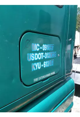 PETERBILT 387 DOOR, COMPARTMENT