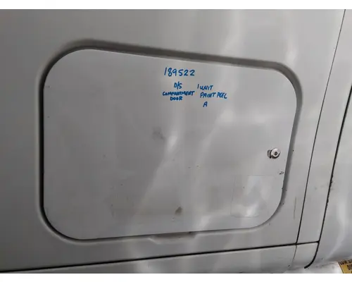 PETERBILT 387 DOOR, COMPARTMENT