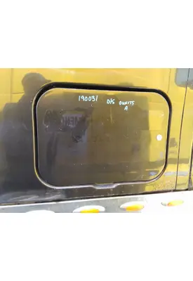 PETERBILT 387 DOOR, COMPARTMENT