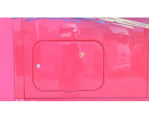 PETERBILT 387 DOOR, COMPARTMENT