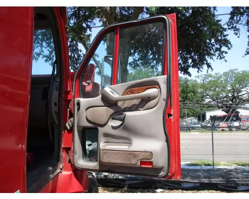 PETERBILT 387 DOOR ASSEMBLY, FRONT