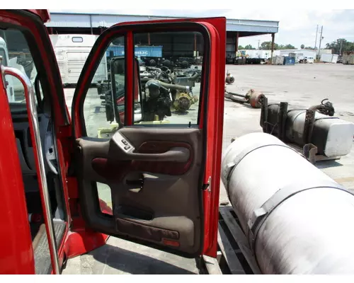PETERBILT 387 DOOR ASSEMBLY, FRONT