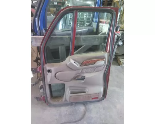 PETERBILT 387 DOOR ASSEMBLY, FRONT
