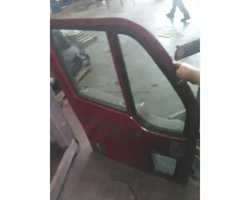 PETERBILT 387 DOOR ASSEMBLY, FRONT
