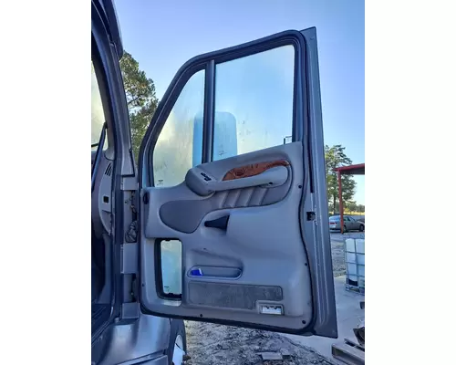 PETERBILT 387 DOOR ASSEMBLY, FRONT