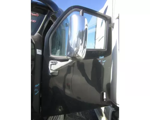 PETERBILT 387 DOOR ASSEMBLY, FRONT