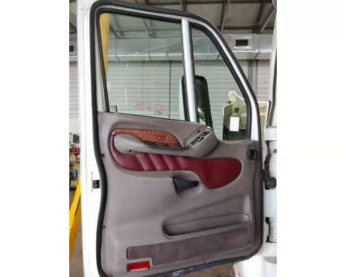 PETERBILT 387 DOOR ASSEMBLY, FRONT