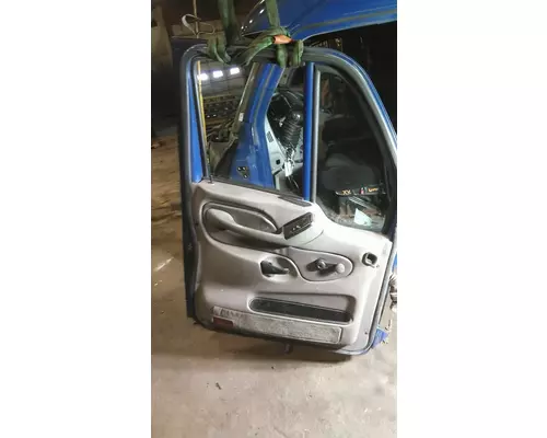 PETERBILT 387 DOOR ASSEMBLY, FRONT