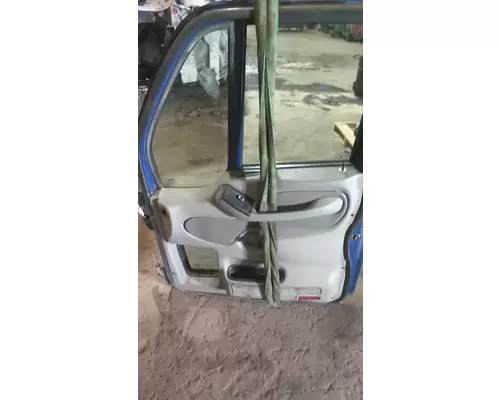 PETERBILT 387 DOOR ASSEMBLY, FRONT