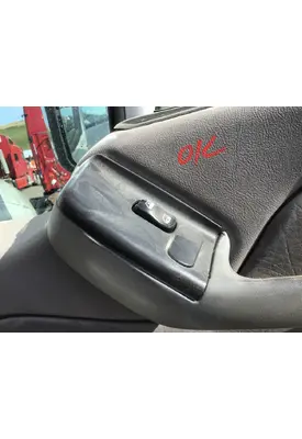 PETERBILT 387 DOOR ELECTRICAL SWITCH