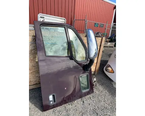 PETERBILT 387 DOOR-FRONT