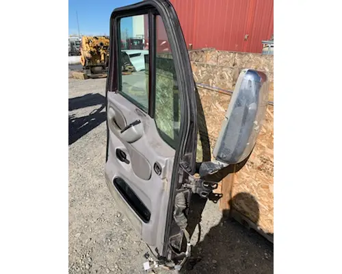 PETERBILT 387 DOOR-FRONT