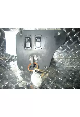 PETERBILT 387 Dash / Console Switch