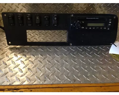 PETERBILT 387 Dash  Console Switch