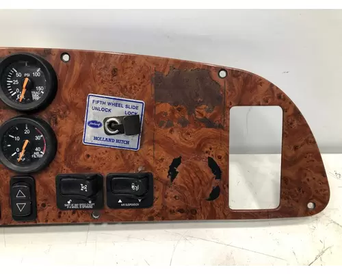 PETERBILT 387 Dash  Console Switch