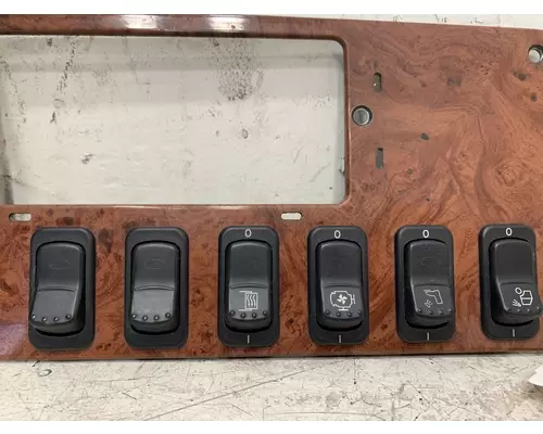 PETERBILT 387 Dash  Console Switch