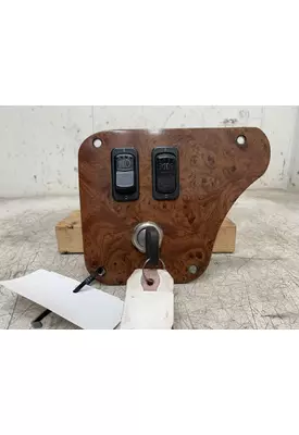 PETERBILT 387 Dash / Console Switch