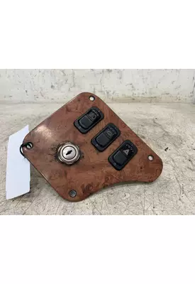 PETERBILT 387 Dash / Console Switch