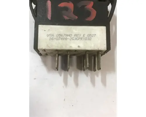 PETERBILT 387 Dash  Console Switch
