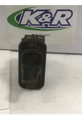 PETERBILT 387 Dash / Console Switch