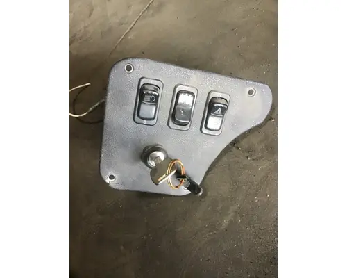 PETERBILT 387 Dash  Console Switch