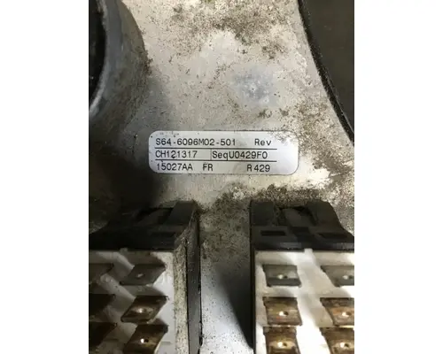 PETERBILT 387 Dash  Console Switch