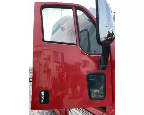 PETERBILT 387 Door Assembly, Front