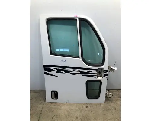 PETERBILT 387 Door Assembly, Front