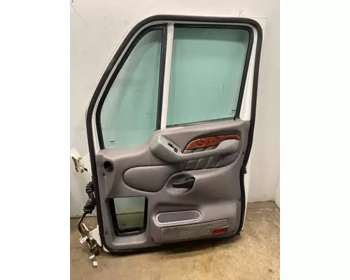 PETERBILT 387 Door Assembly, Front
