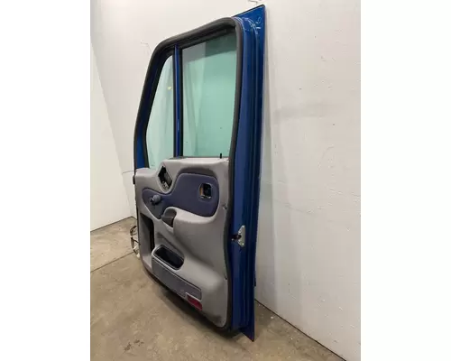 PETERBILT 387 Door Assembly, Front