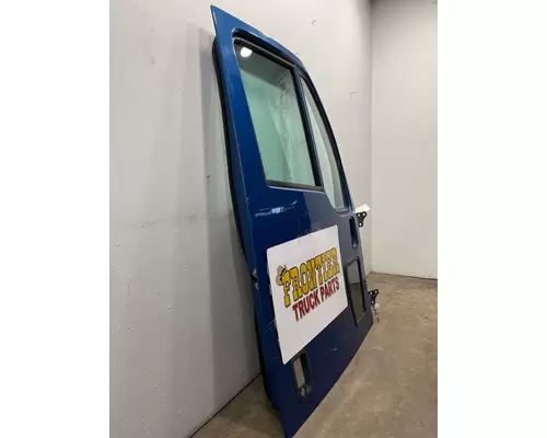 PETERBILT 387 Door Assembly, Front