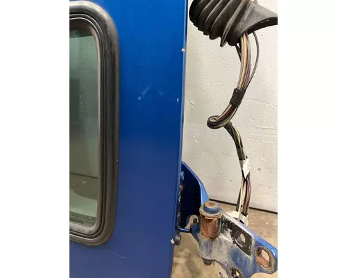 PETERBILT 387 Door Assembly, Front