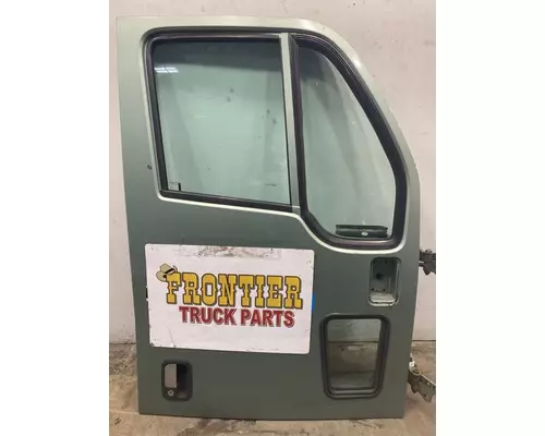 PETERBILT 387 Door Assembly, Front