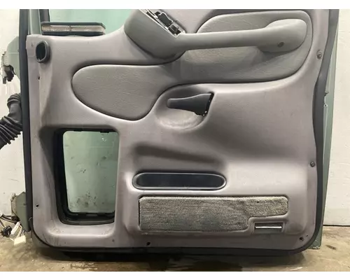 PETERBILT 387 Door Assembly, Front