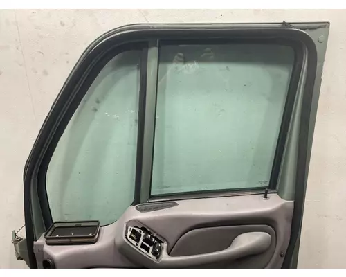 PETERBILT 387 Door Assembly, Front