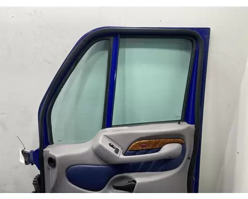 PETERBILT 387 Door Assembly, Front