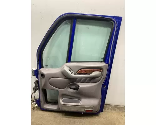 PETERBILT 387 Door Assembly, Front