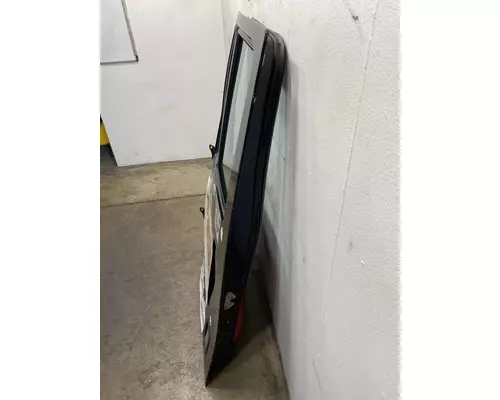 PETERBILT 387 Door Assembly, Front