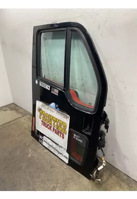 PETERBILT 387 Door Assembly, Front