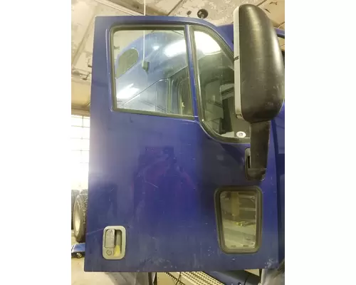 PETERBILT 387 Door Assembly, Front