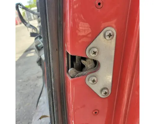 PETERBILT 387 Door Assembly, Front