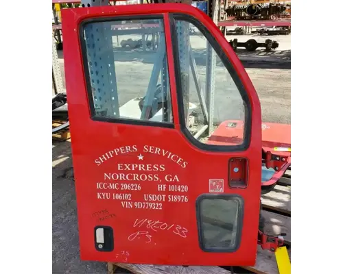 PETERBILT 387 Door Assembly, Front