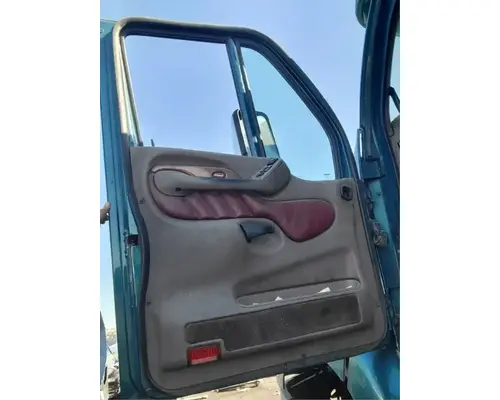 PETERBILT 387 Door Assembly, Front