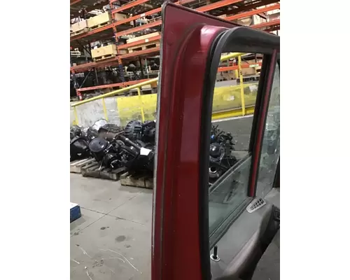 PETERBILT 387 Door Assembly