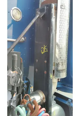 PETERBILT 387 EXHAUST/MUFFLER BRACKET