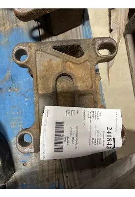 PETERBILT 387 Engine Mounts