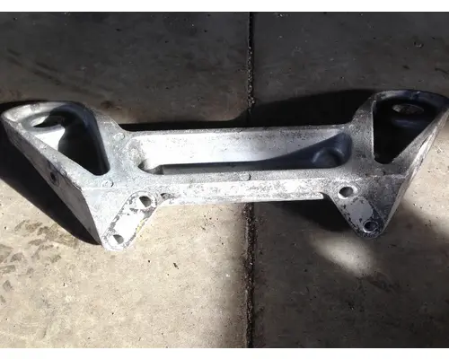 PETERBILT 387 Engine Mounts
