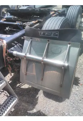 PETERBILT 387 FENDER, QUARTER/HALF REAR